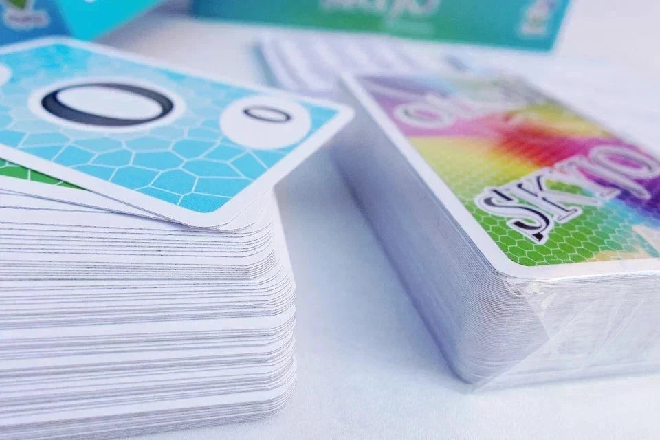 Skyjo Card Game by Magilano – Family Card Game for 2-8 Players, Ages 8+