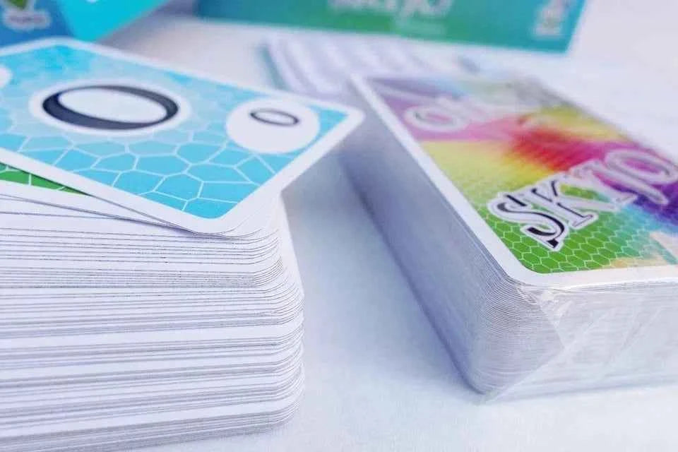 Skyjo Card Game by Magilano – Family Card Game for 2-8 Players, Ages 8+