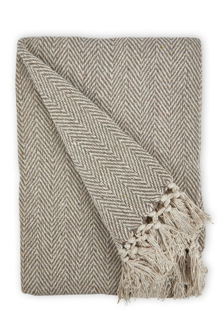 Emma Barclay Herringbone Recycled Cotton Throw – Natural, 127 × 152cm