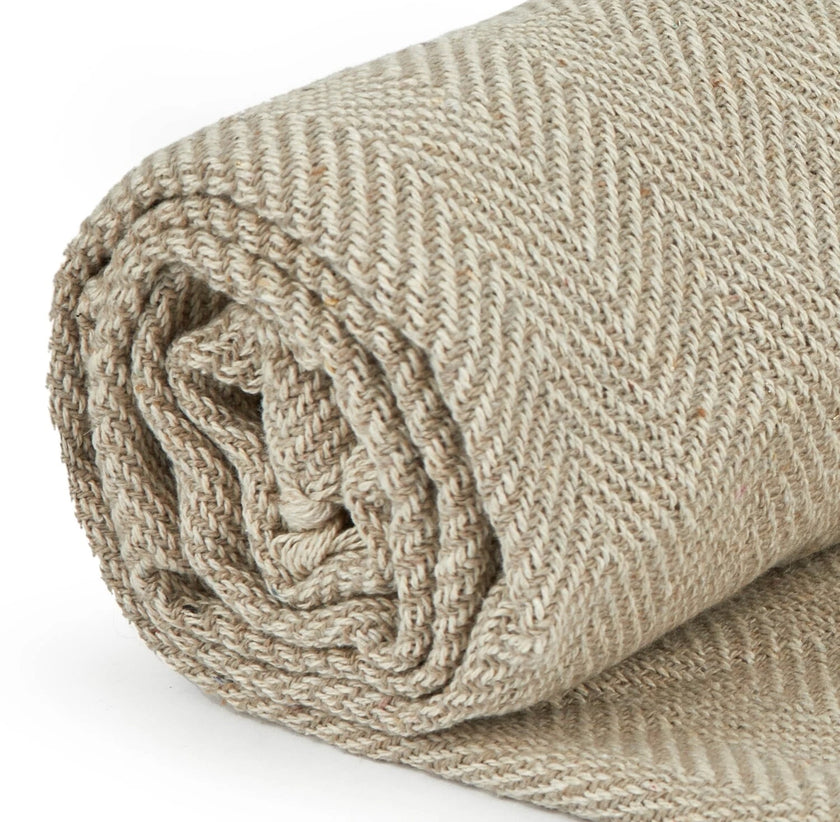 Emma Barclay Herringbone Recycled Cotton Throw – Natural, 127 × 152cm